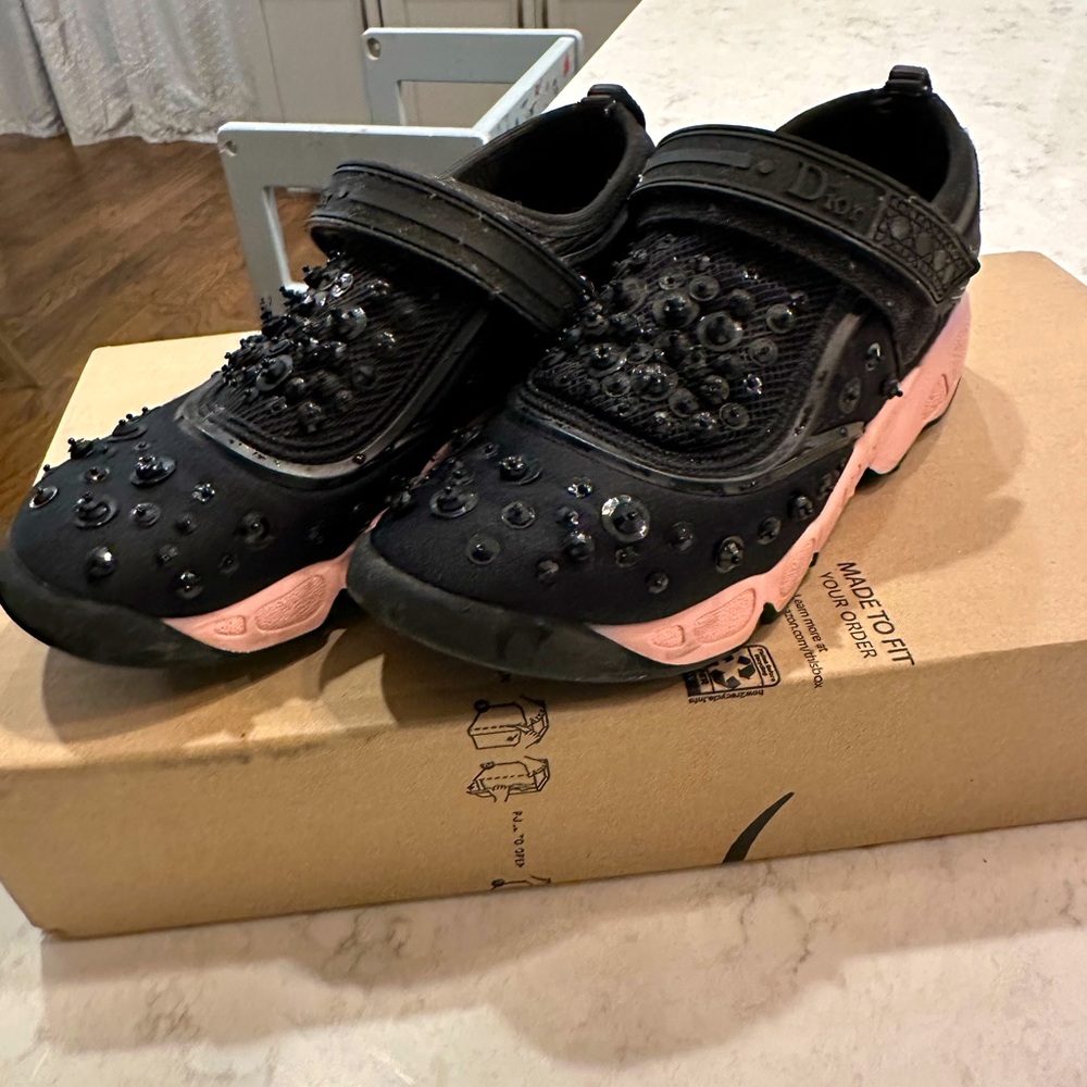 Dior crystal-embellished mesh fabric sneaker